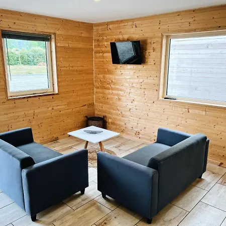 Des Illes Madagasgar Ii *